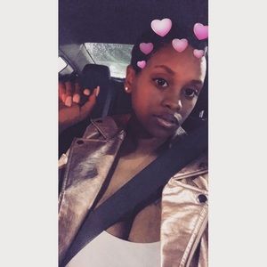 Meet your Posher, Renee